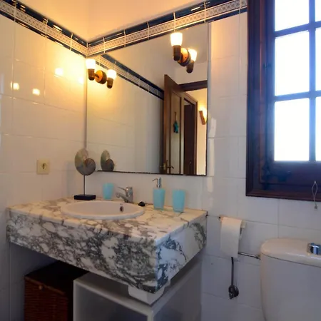 The House In Has 3 Bedrooms 度假居